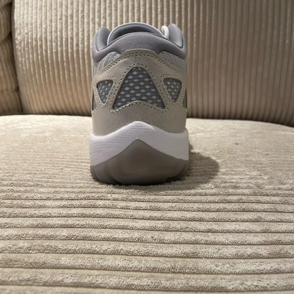 AIR JORDAN 11 LOW RETRO OREWOOD BROWN - Picture 3 of 6